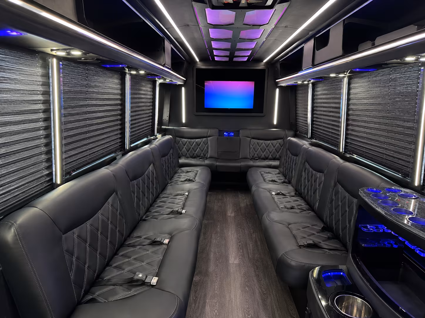 Rent a Bus to Dickies Arena