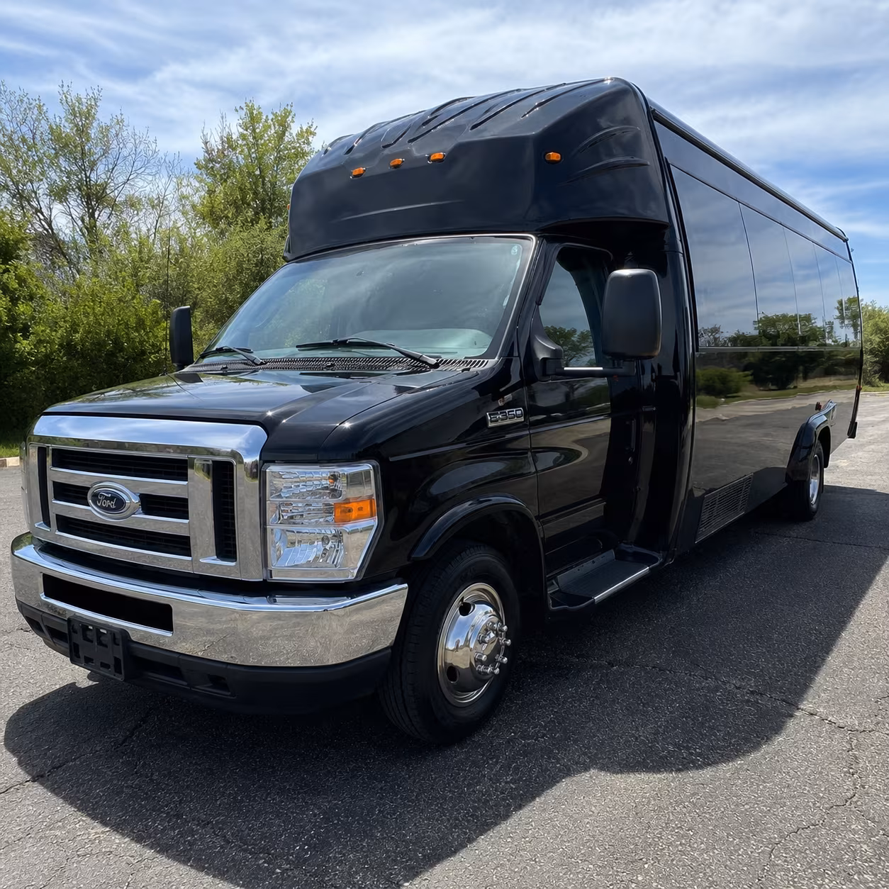 Arlington Birthday, Sweet 16, & Quinceañera Transportation party bus interior